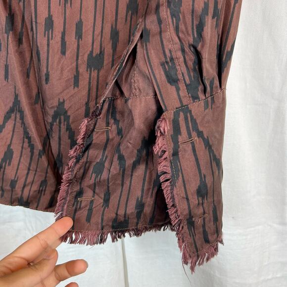 Irving & Fine 100% silk ikat abstract long sleeve blouse - Picture 4 of 4